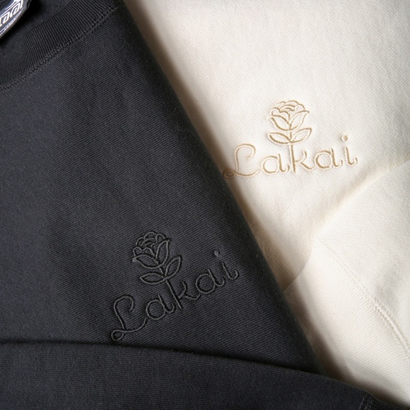 Black Rose Crewneck Sweater - Picture 3 of 5